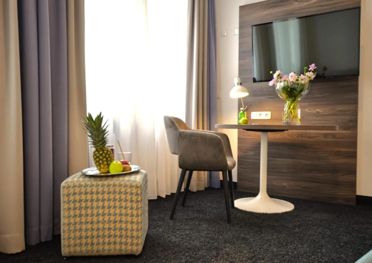 Lizz Hotel Munich Germany